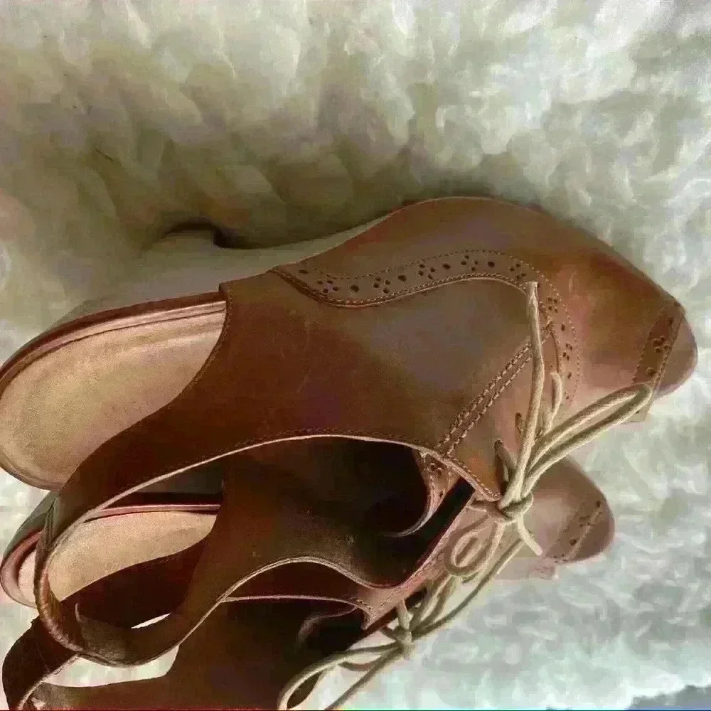 COLE ROOD & HAAN co. brown LEATHER LACE UP GLADIATOR PEEP TOE WEDGE SANDALS